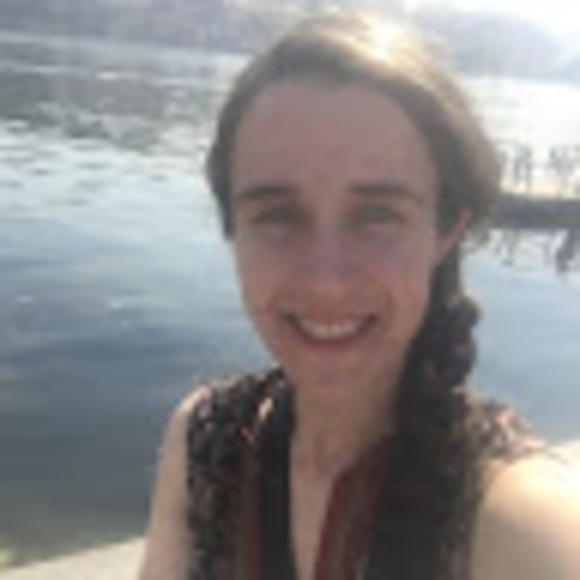 Meet your Posher, Tess - Picture 1 of 1